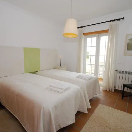 Praia D'el Rey Apartment *